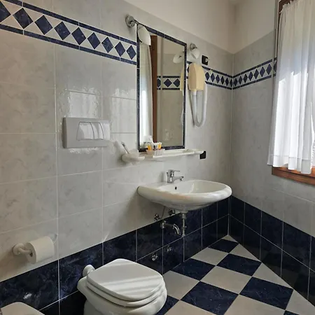 Hotel La Pergola 3*