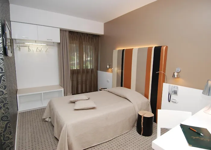 호텔 La Pergola 그레짜나