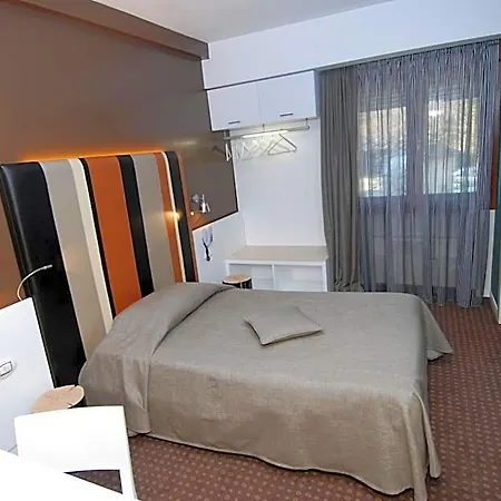 Hotel La Pergola 3*